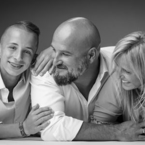 Familiefoto - ouders en zoon
