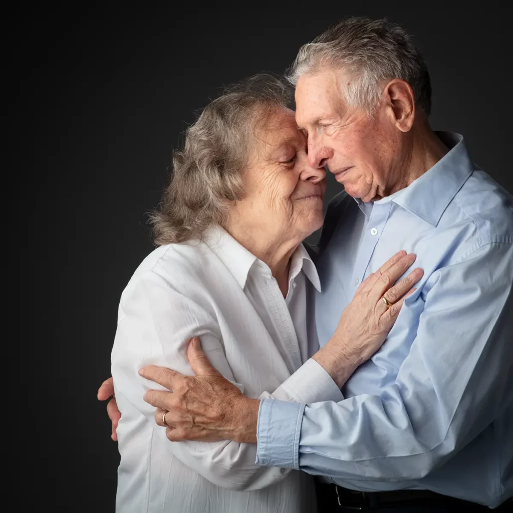 Bejaard koppel Grootouders door fotograaf in studio - Familie Boonen