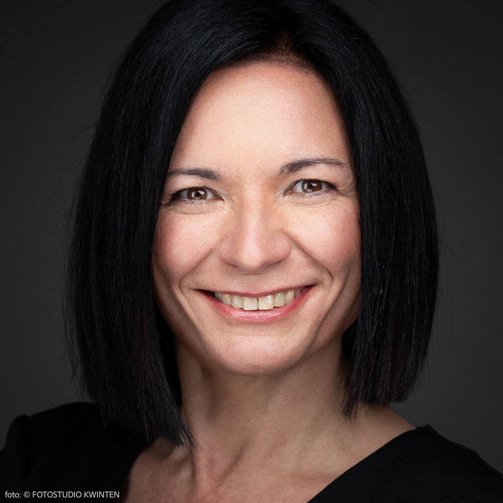 Profielfoto vrouw An Van Haelen - Altrex Belgium NV - Altrex - An Van Haelen-391 - foto©Kwinten Verspeurt - FOTOSTUDIO KWINTEN - portretfoto