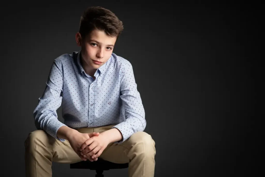 Communiefoto door fotograaf in fotostudio - Victor - jongen