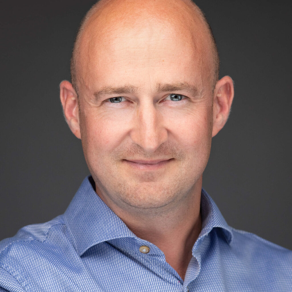 Zakelijke profielfoto van tuinarchitect Kristof Joos van Tuinen Joos